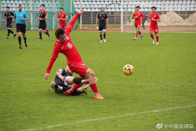 原本可以成为一部冷峻、克制、余味悠长的犯罪文艺片，最终却成了四不像。