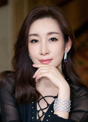 蒂尔达·斯文顿（Tilda Swinton）、莉莉·柯林斯（Lily Collins）现身。